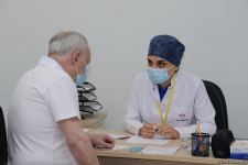 Министр здравоохранения Огтай Ширалиев и глава TƏBİB Рамин Байрамлы прошли вакцинацию  от COVID-19 (ФОТО)