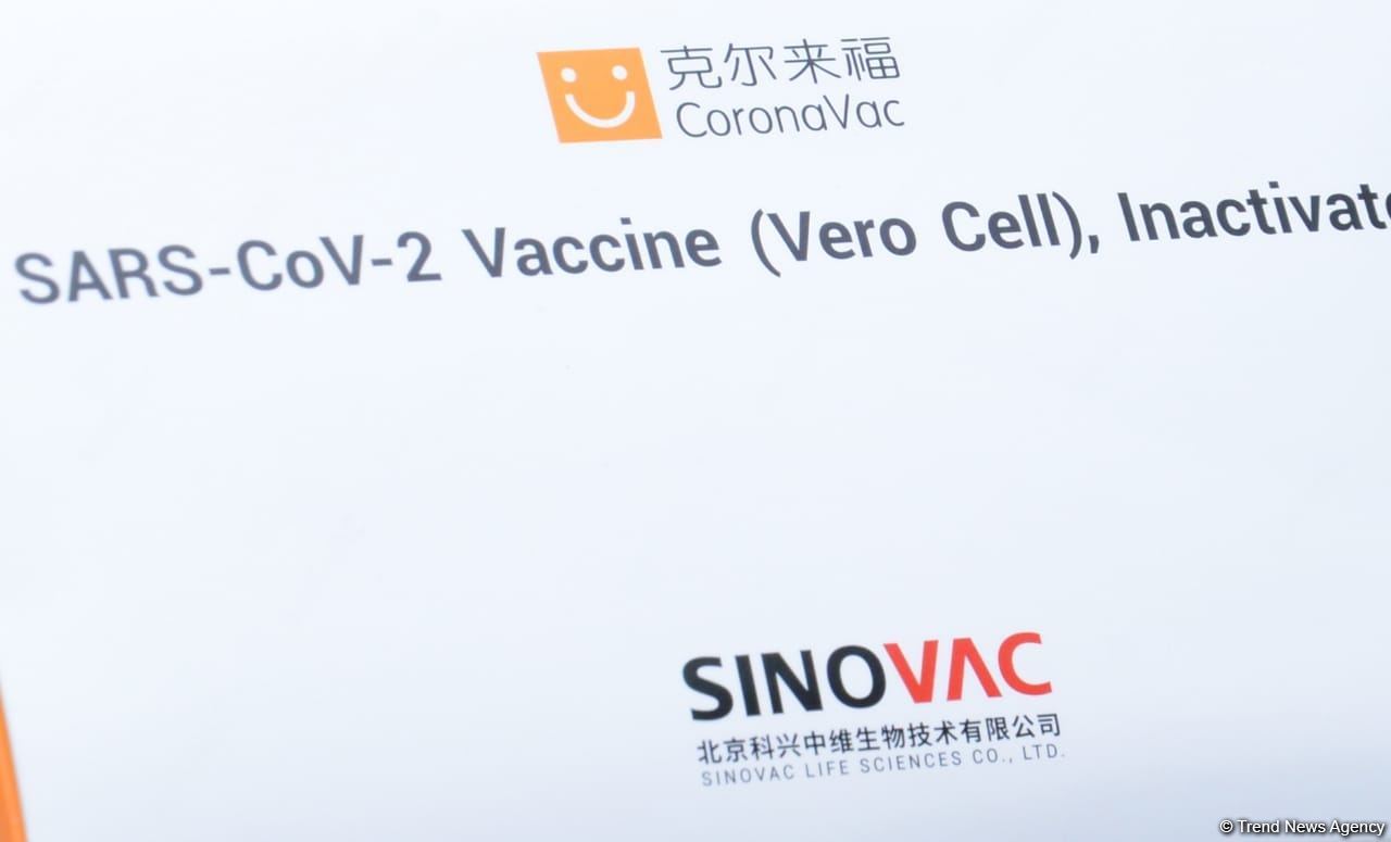 В Азербайджане медработники проходят вакцинацию от COVİD-19 (ФОТО)