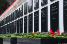 Азербайджанский народ чтит светлую память жертв трагедии 20 Января (ФОТО)