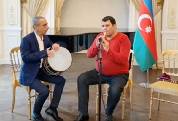 В Париже представлена концертная программа в память о шехидах 20 Января и Карабахской войны (ВИДЕО)