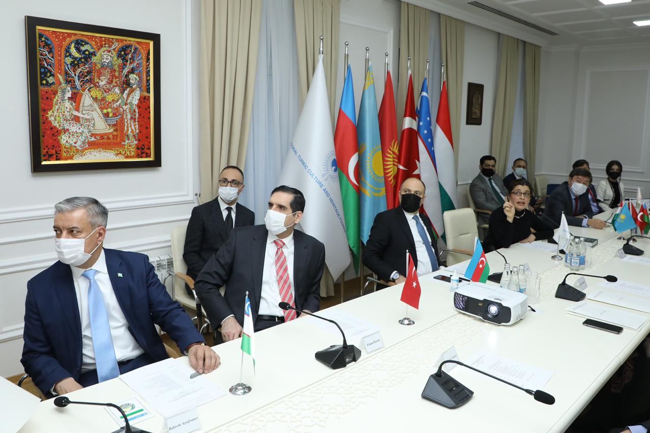 "Горгуднаме" известного турецкого поэта презентована в Баку (ФОТО)