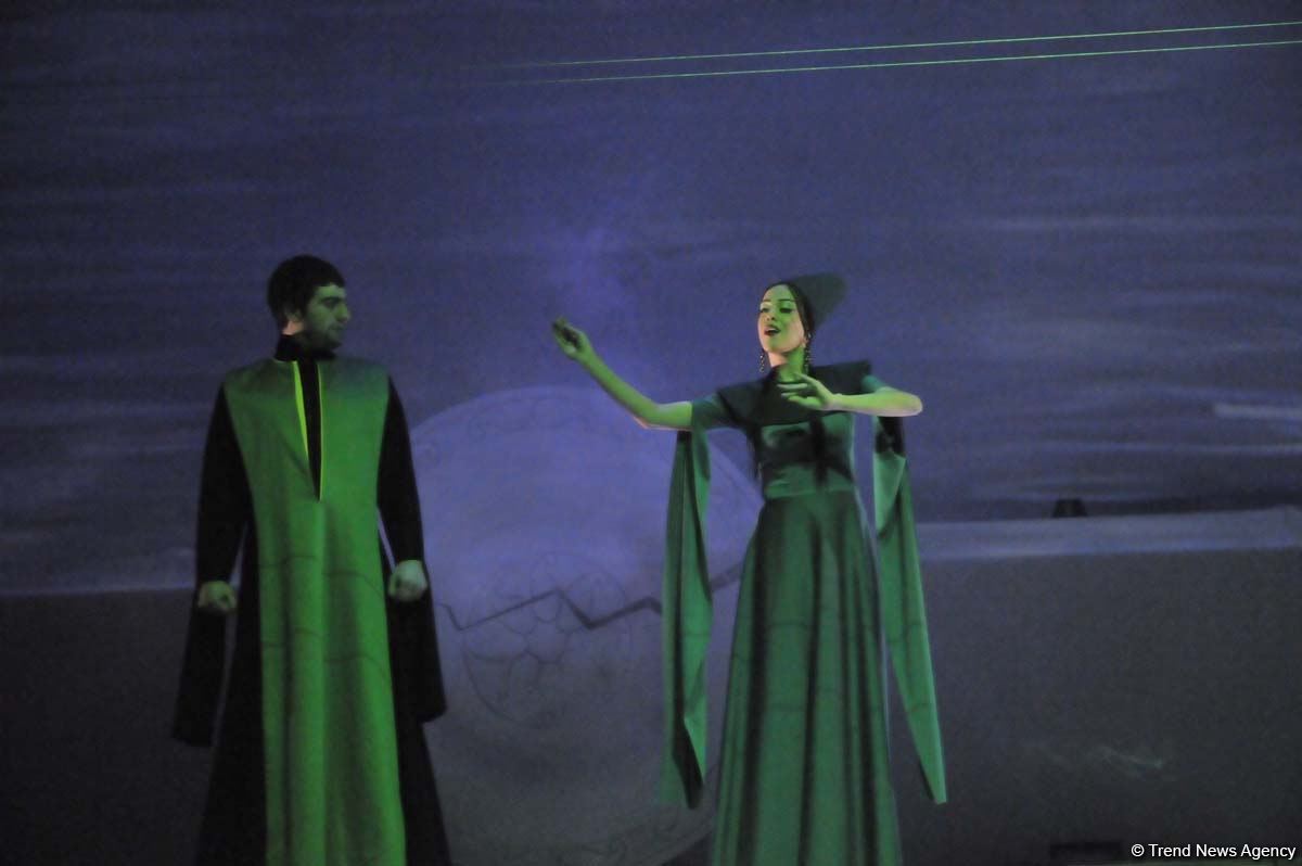 Фуад Османов в роли Низами Гянджеви: Это завуалированный образ  дервиша (ФОТО)