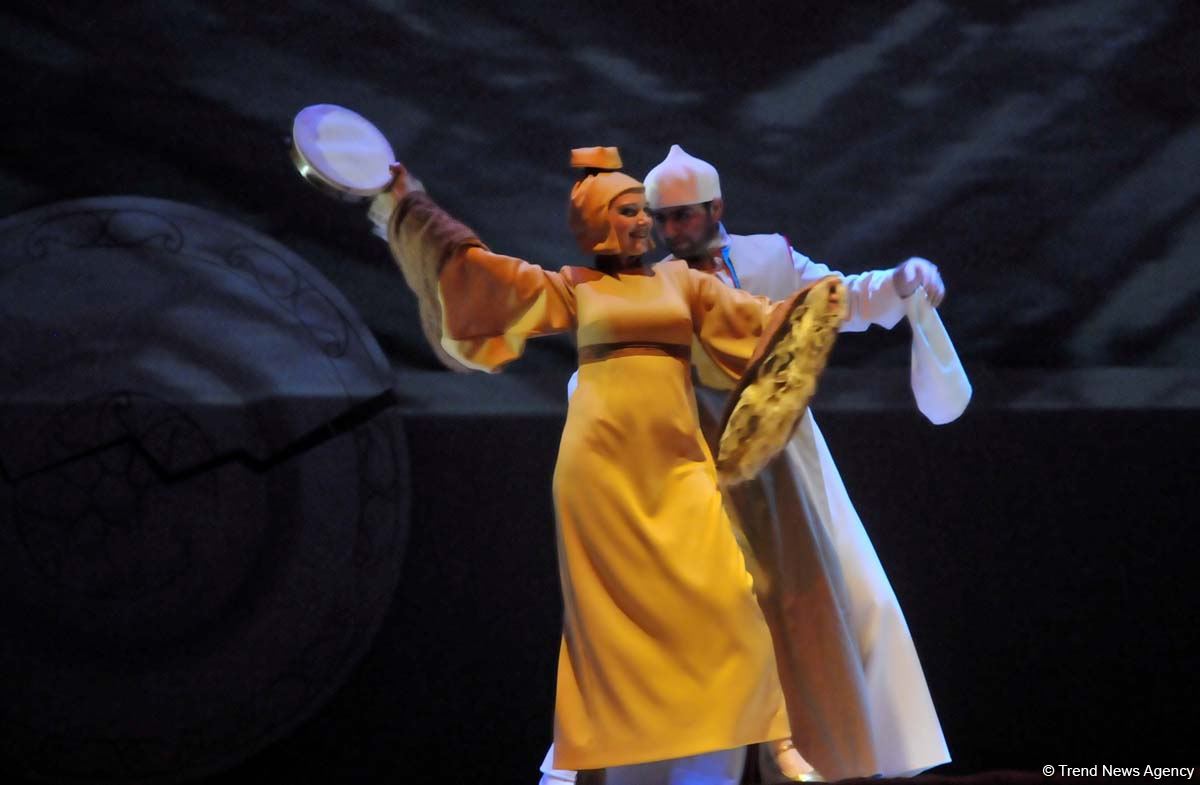 Фуад Османов в роли Низами Гянджеви: Это завуалированный образ  дервиша (ФОТО)