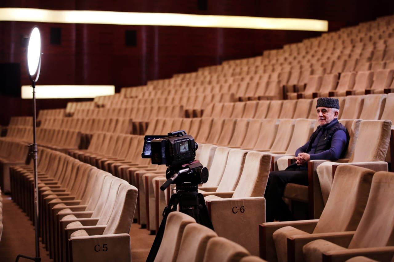 Историческая сцена и экзамен для Алима Гасымова (ВИДЕО, ФОТО)