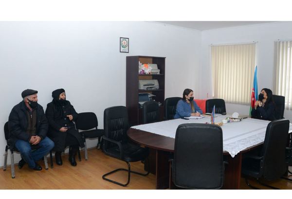 Депутат Севиль Микаилова  встретилась с семьями шехидов в Худате (ФОТО)