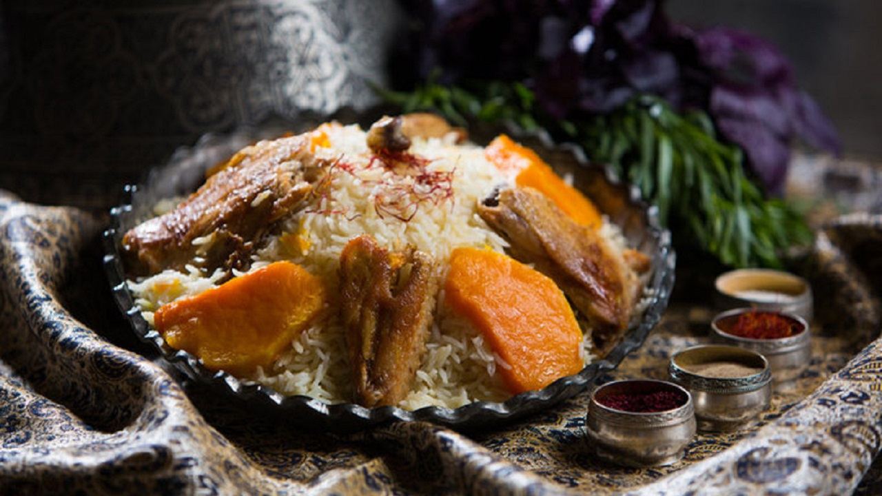 Что любил Панах Али-хан? Вкуснейшая кухня Шуши - мясные блюда из ягнят, разные виды плова и хлеба, отдых на природе (ФОТО)