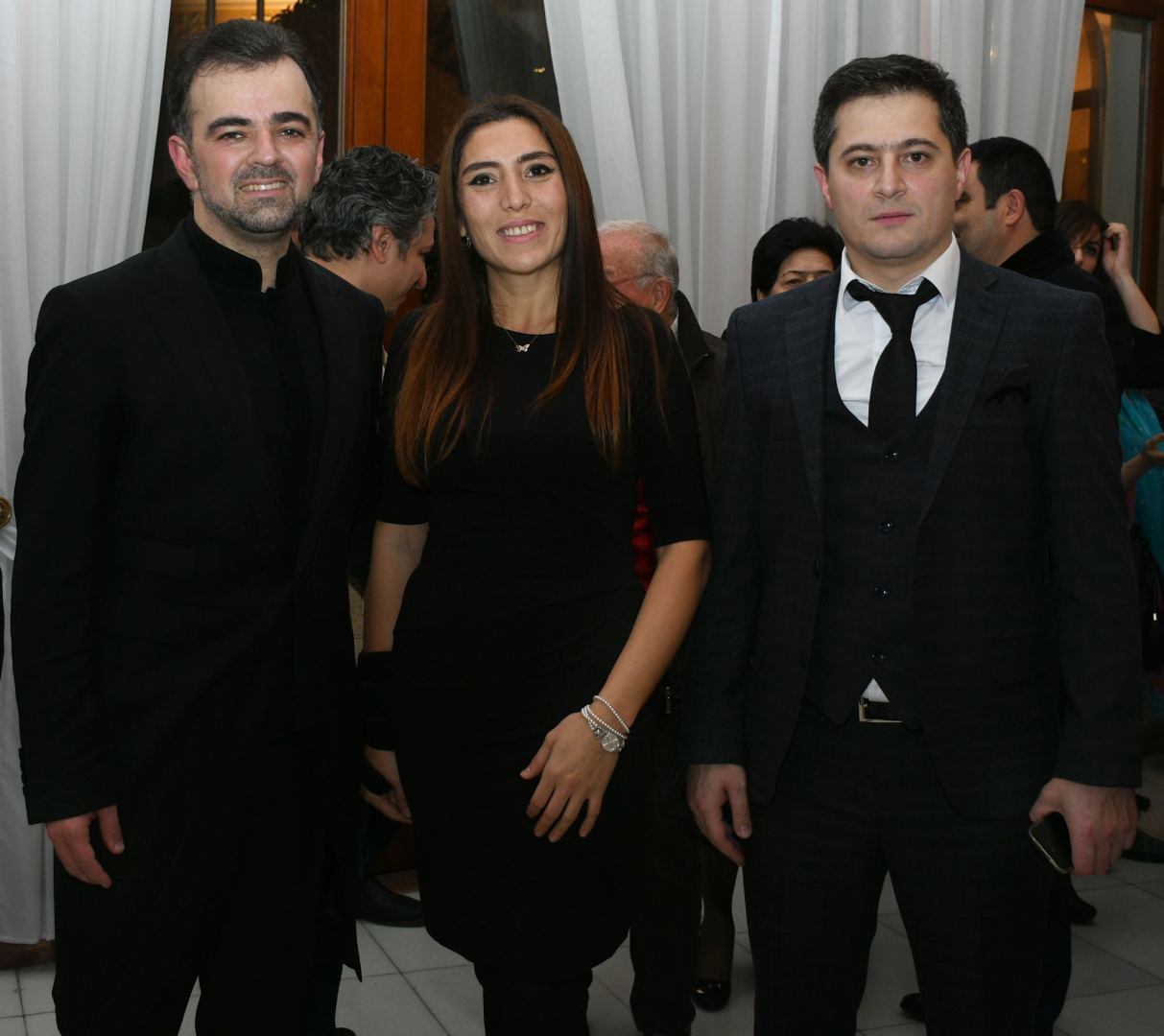 Кому не страшны никакие жизненные экзамены – интервью с заслуженной артисткой Азербайджана Наргиз Алиевой (ВИДЕО/ФОТО)