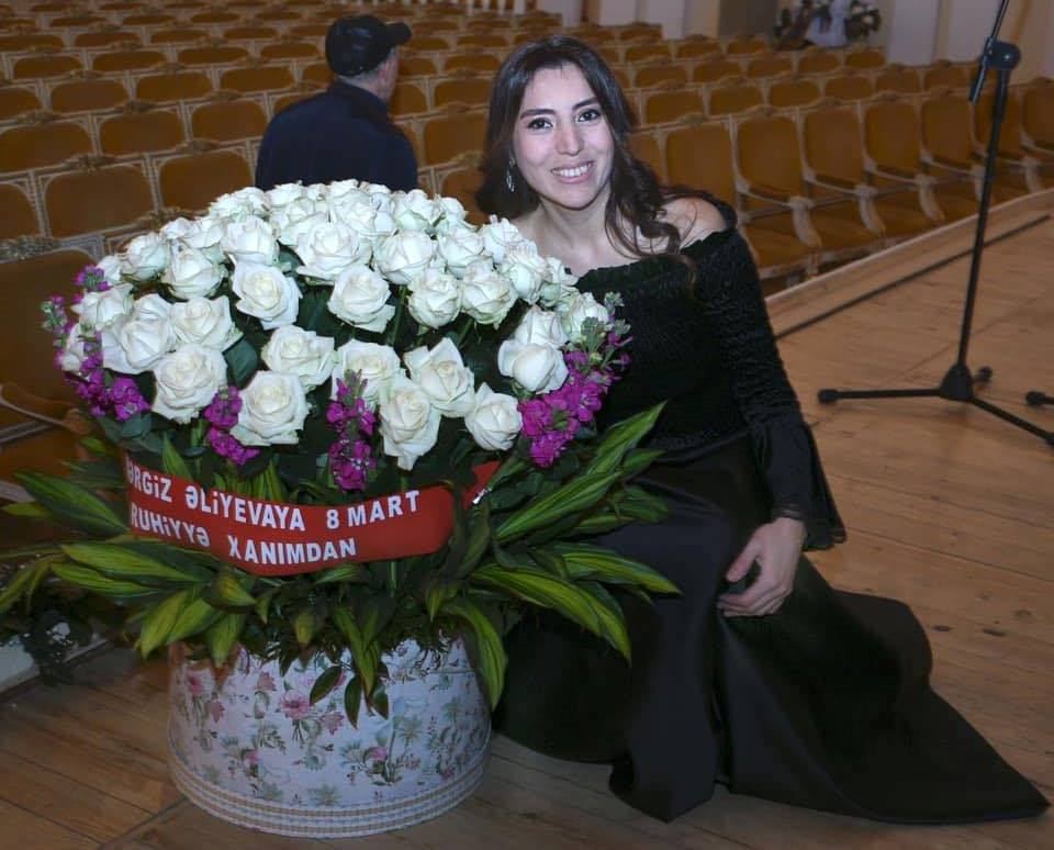 Кому не страшны никакие жизненные экзамены – интервью с заслуженной артисткой Азербайджана Наргиз Алиевой (ВИДЕО/ФОТО)