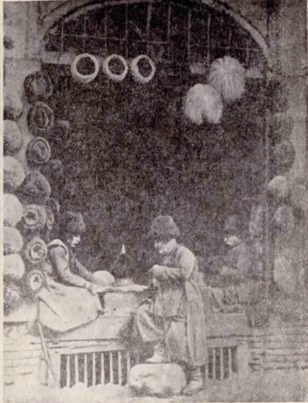 Модная старинная Шуша – особенности стиля женщин и одежды мужчин (ВИДЕО, ФОТО)