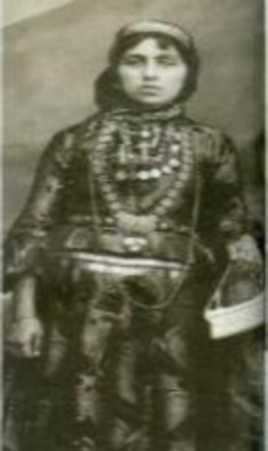 Модная старинная Шуша – особенности стиля женщин и одежды мужчин (ВИДЕО, ФОТО)