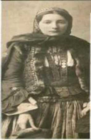 Модная старинная Шуша – особенности стиля женщин и одежды мужчин (ВИДЕО, ФОТО)