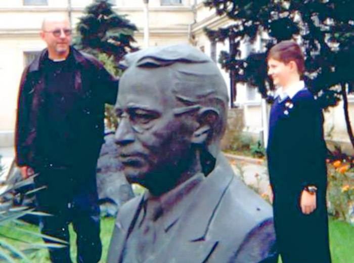 Джейхун Гаджибейли – родился в Шуше, скончался в эмиграции в Париже. Возвращение потомков в Азербайджан (ФОТО)