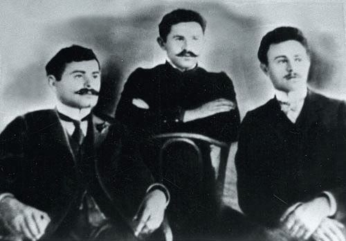 Джейхун Гаджибейли – родился в Шуше, скончался в эмиграции в Париже. Возвращение потомков в Азербайджан (ФОТО)