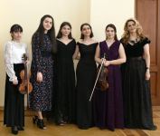 Музыкальный презент в Баку – виртуальные традиции (ВИДЕО/ФОТО)