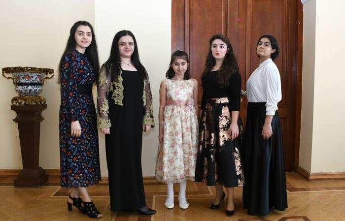 Музыкальный презент в Баку – виртуальные традиции (ВИДЕО/ФОТО)