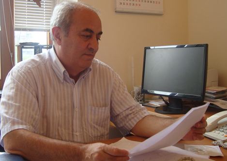 Юсиф Шейхов – от пионера Эльдара до юбилея: Путешествие в волшебном халате (ФОТО)