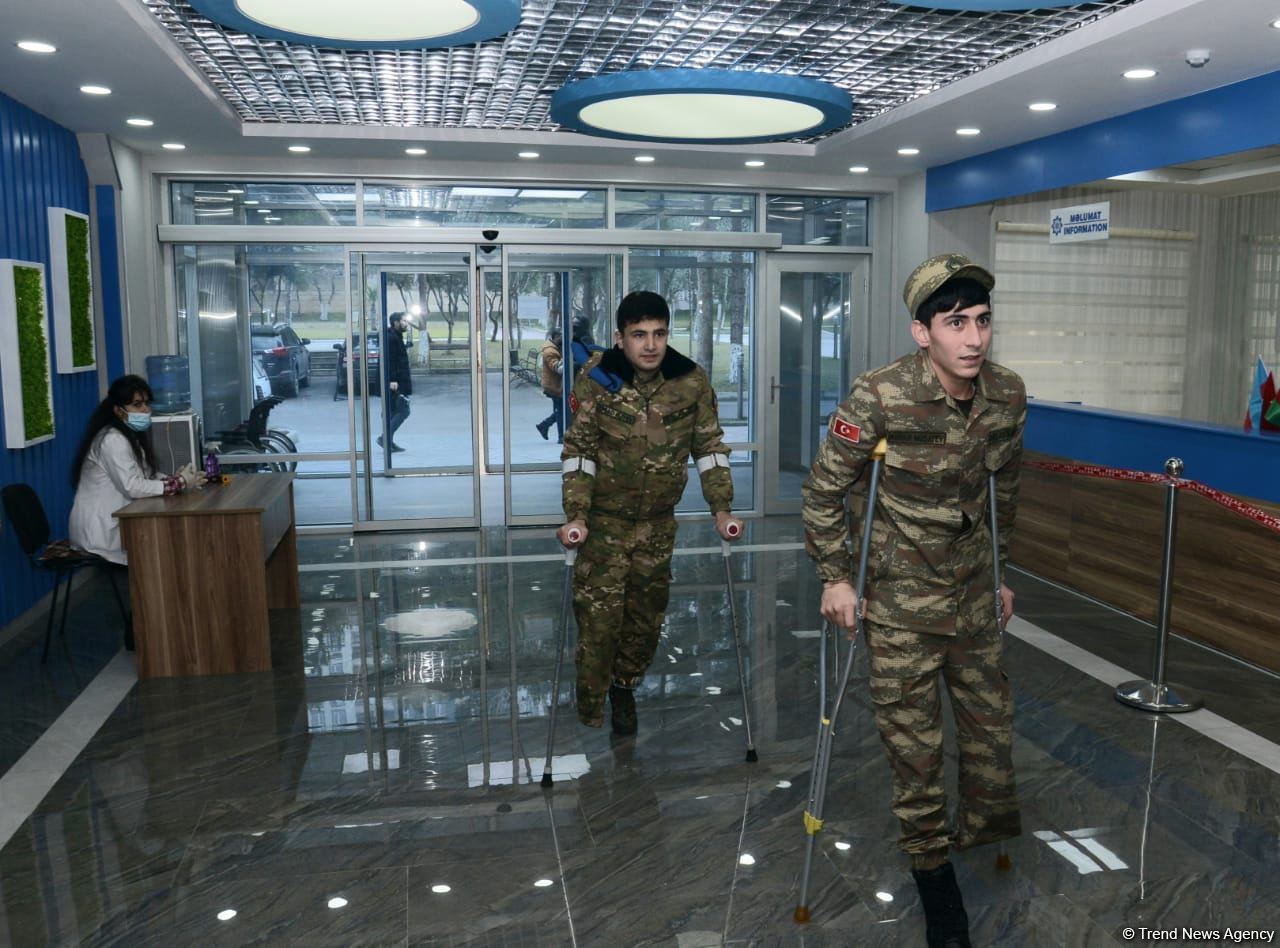 Еще трое раненых участников Отечественной войны Азербайджана обеспечены высокотехнологичными протезами (ФОТО)