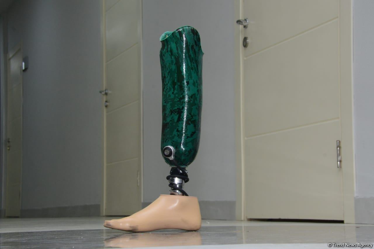 Еще трое раненых участников Отечественной войны Азербайджана обеспечены высокотехнологичными протезами (ФОТО)