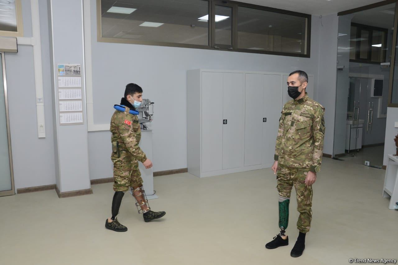 Еще трое раненых участников Отечественной войны Азербайджана обеспечены высокотехнологичными протезами (ФОТО)