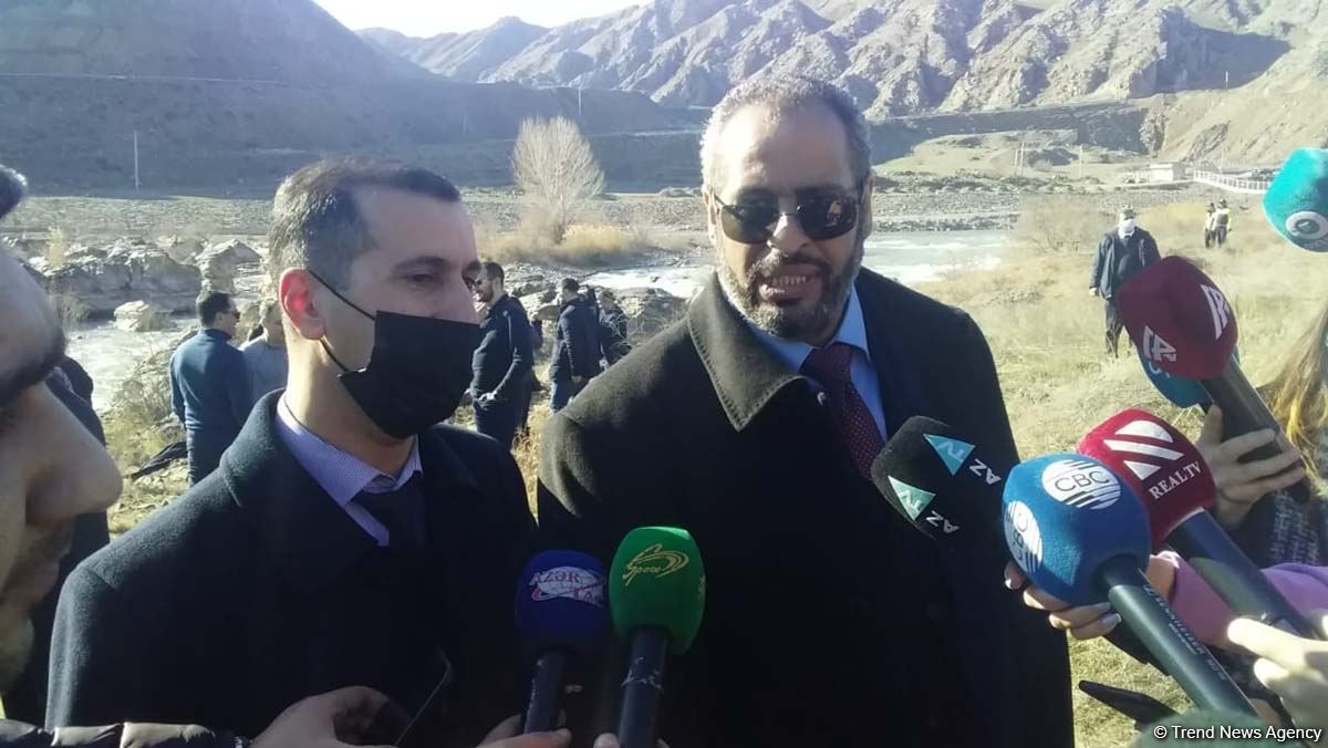 Представители дипломатического корпуса в Худаферине (ФОТО/ВИДЕО)