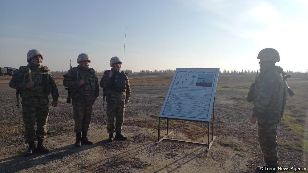Продемонстрирована боеготовность ракетно-артиллерийских войск армии Азербайджана - репортаж Trend TV (ФОТО)