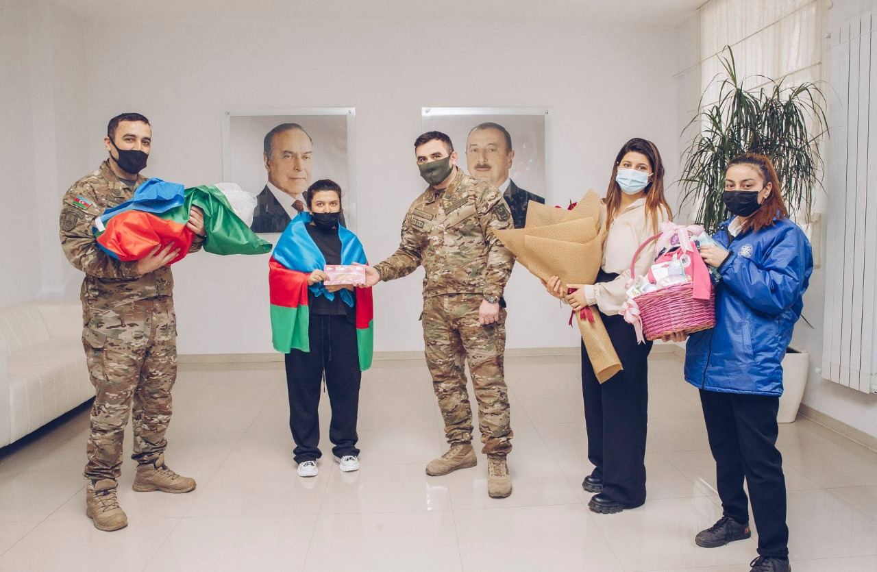 Фонд "YAŞAT" откроет счета в размере 5000 манатов на имена еще двух новорожденных детей шехидов (ФОТО)