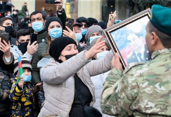 Кадры с Парада Победы азербайджанского фотографа покажут в Люксембурге