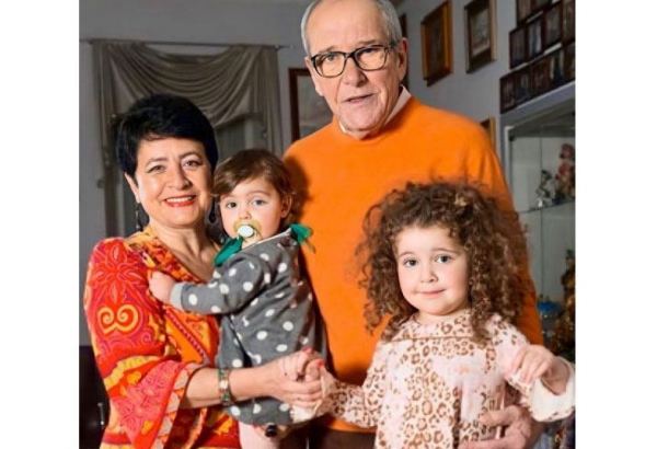 В Баку совершенно потрясающее количество умных, мудрых людей... - Эммануил Виторган