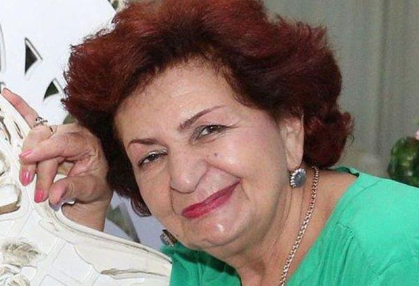 Заслуженная артистка Азербайджана Кюбра Алиева прошла первый этап вакцинации от COVID-19