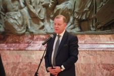Ковер "Сураханы" XVIII века и 100 уникальных экспонатов искусства Азербайджана представлены в России (ФОТО)