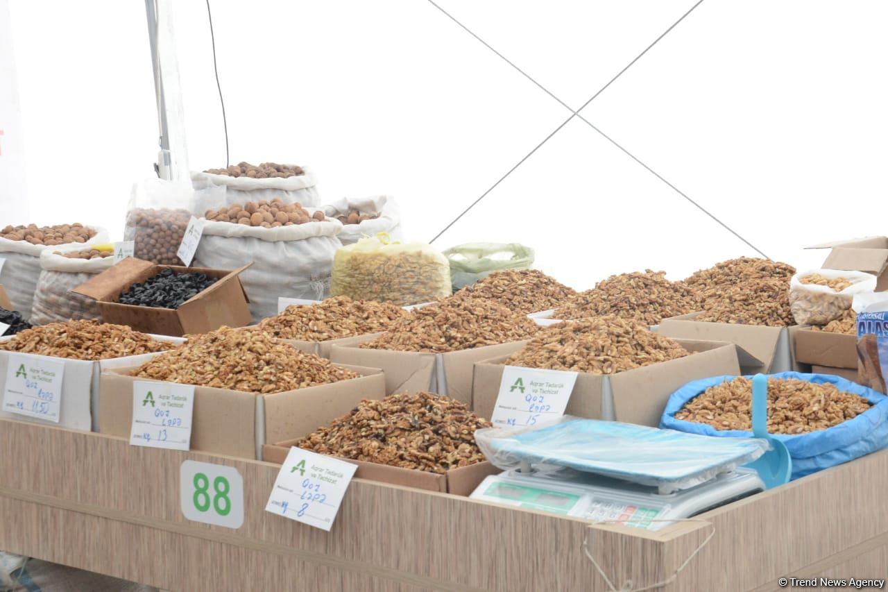 В Баку открылись сельхозярмарки (ФОТО/ВИДЕО)