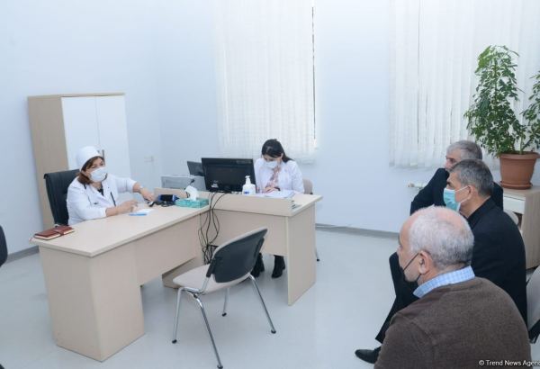 Азербайджан среди тех стран, которые первыми начали массово применять вакцину – лидер партии