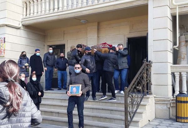 Народного артиста Азербайджана Ялчына Рзазаде аплодисментами проводили в последний путь (ФОТО)