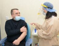Представители политпартий Азербайджана проходят вакцинацию (ФОТО/ВИДЕО)