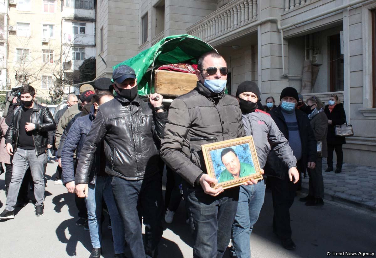 Отец завещал похоронить его в Лянкяране рядом с родителями – сын народного артиста Ялчына  Рзазаде (ФОТО)