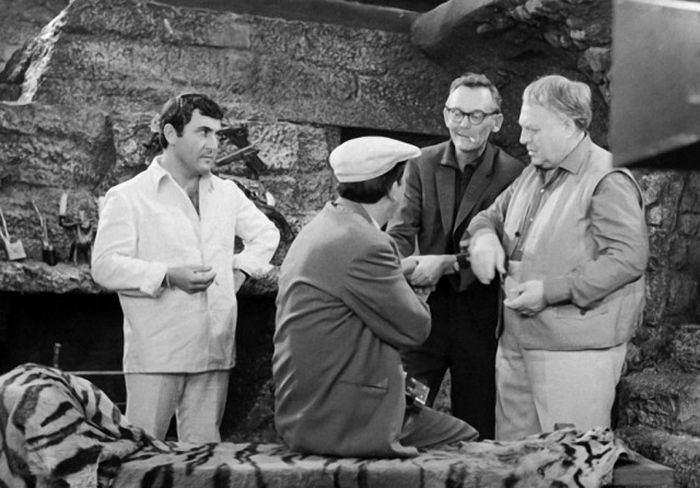 Господин Шульц и контрабандист на дальних азербайджанских берегах, или Как "гестаповца" Шпигеля чуть не убили в Агсу (ВИДЕО, ФОТО)