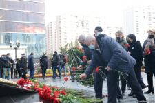 Общественность Азербайджана чтит память жертв Ходжалинского геноцида  (ФОТОРЕПОРТАЖ)