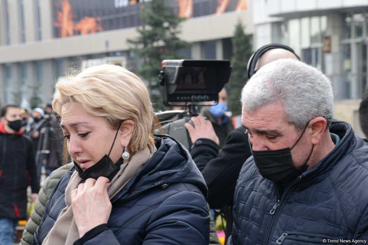 Общественность Азербайджана чтит память жертв Ходжалинского геноцида  (ФОТОРЕПОРТАЖ)