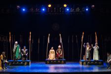 Народный артист Сабир Мамедов в образе Низами Гянджеви (ФОТО)