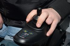 Ветераны Отечественной войны Азербайджана обеспечиваются высокотехнологичными средствами для передвижения (ФОТО)