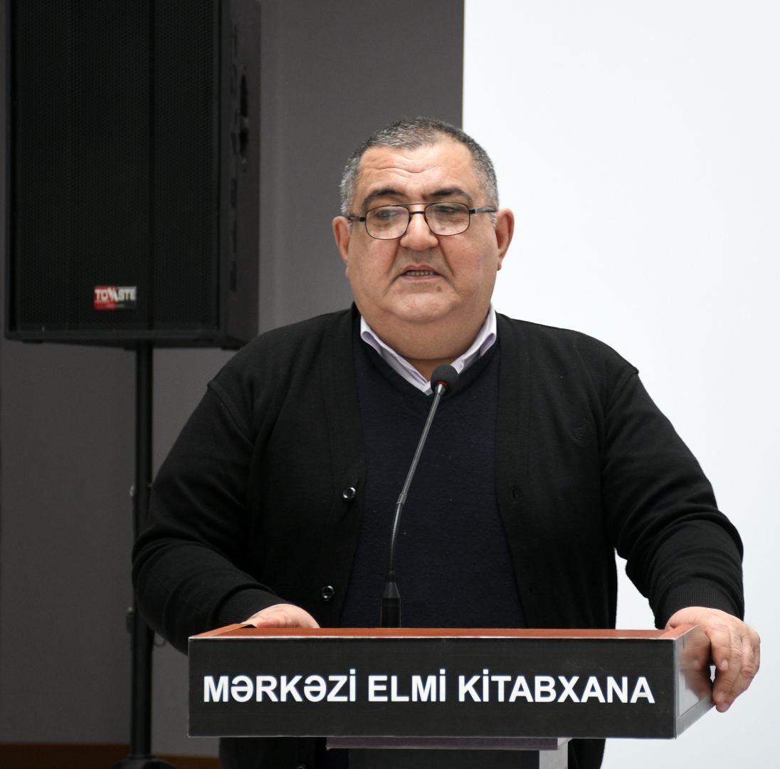 Правильное применение азербайджанского языка в исполнительском искусстве - дискуссии (ФОТО)