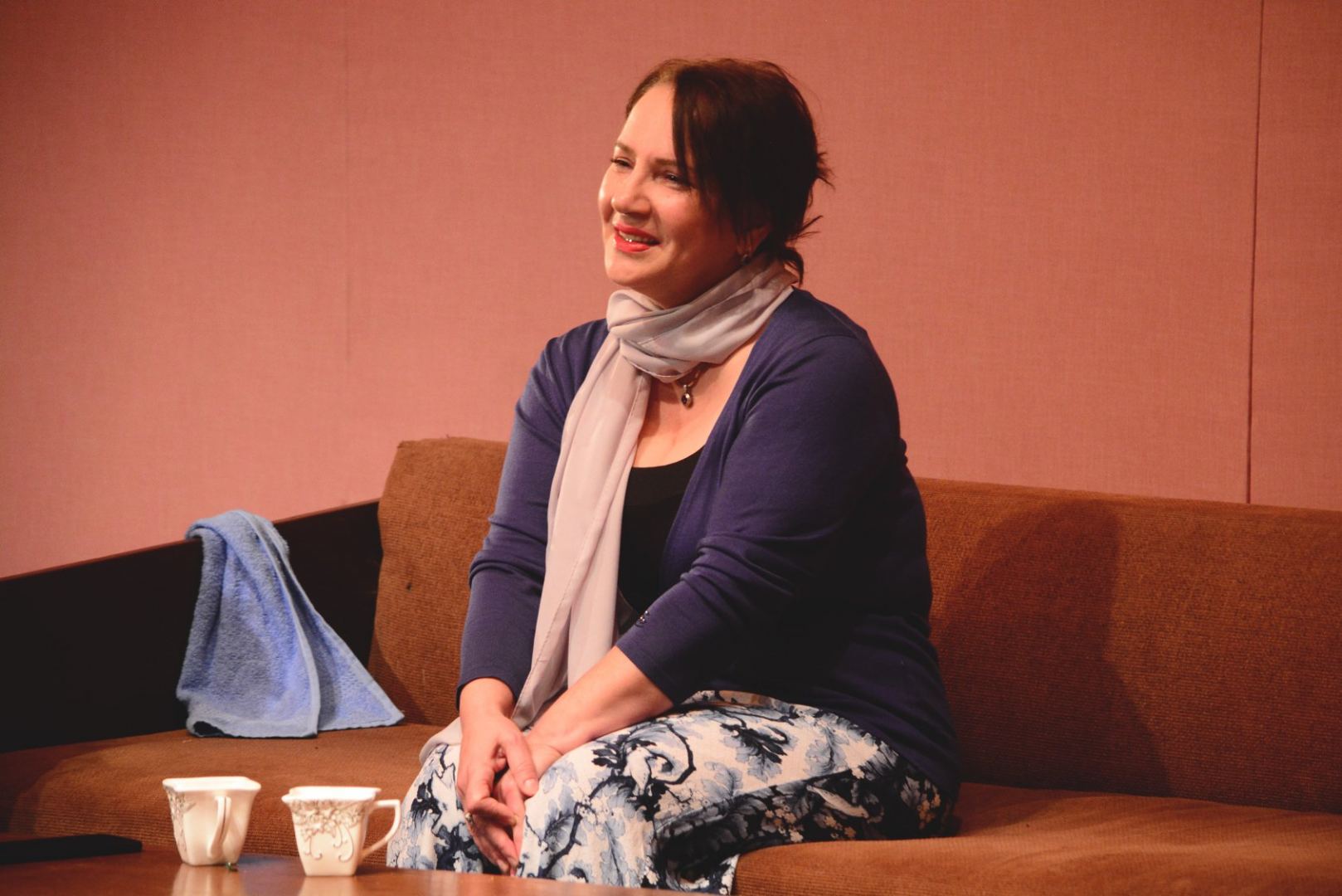 Звезда сериалов и актриса театра Земфира Абдулсамедова отмечает юбилей (ФОТО)