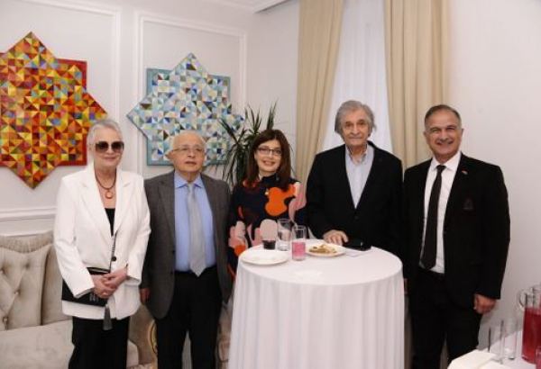 В Баку состоялась презентация книг выдающегося писателя и драматурга Максуда Ибрагимбекова (ФОТО)