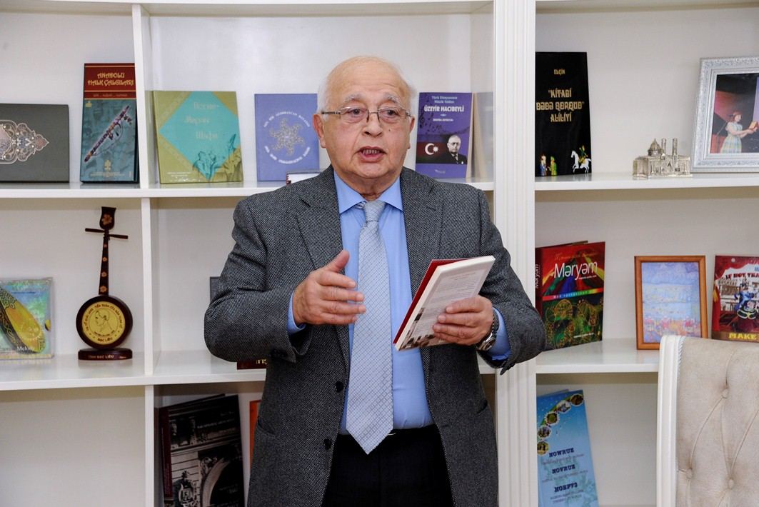 В Баку состоялась презентация книг выдающегося писателя и драматурга Максуда Ибрагимбекова (ФОТО)