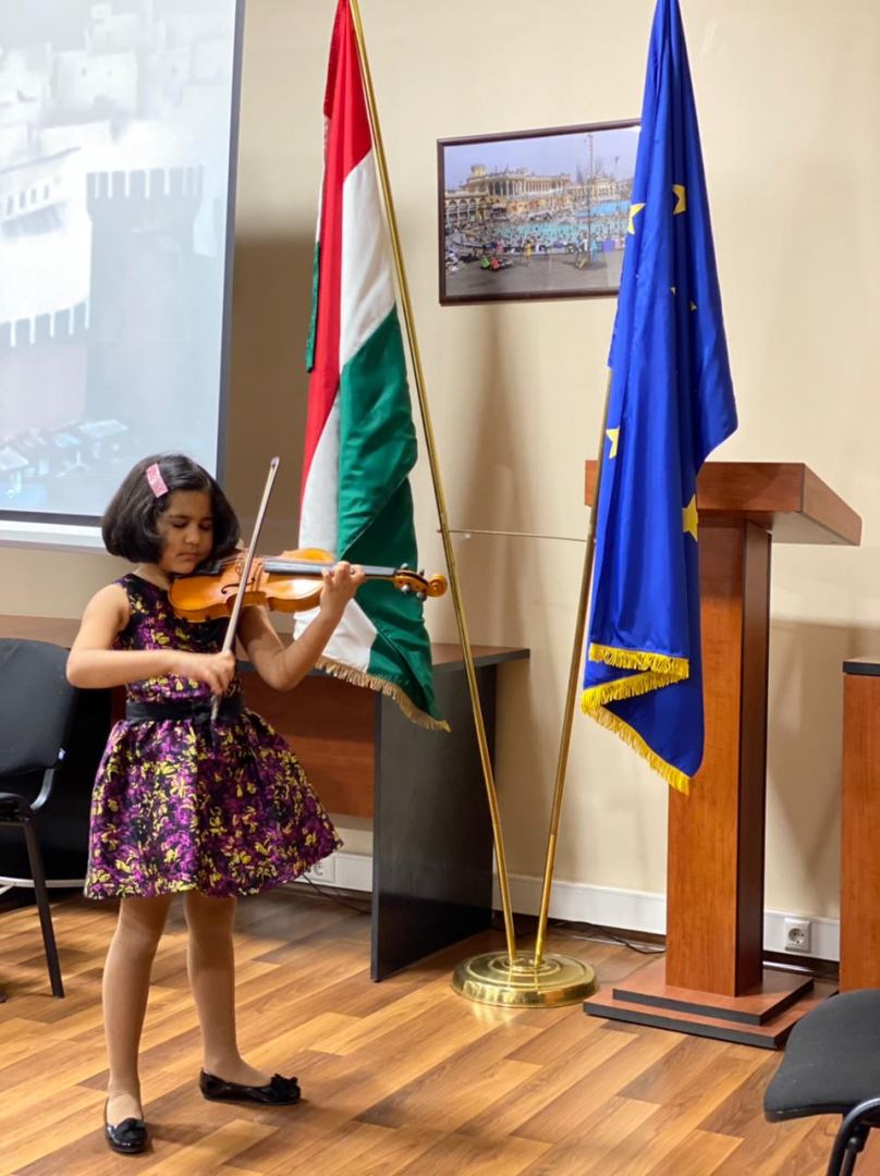 Показ анимационных фильмов по произведениям великого Низами – в Баку проходит Art Fest Nizami (ФОТО)