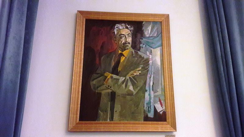 Самед Вургун в памятниках, картинах, марках ... (ФОТО)