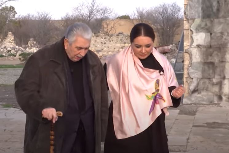 83-летний ханенде Ариф Бабаев спустя 28 лет в разрушенном армянами родном селе (ВИДЕО, ФОТО)