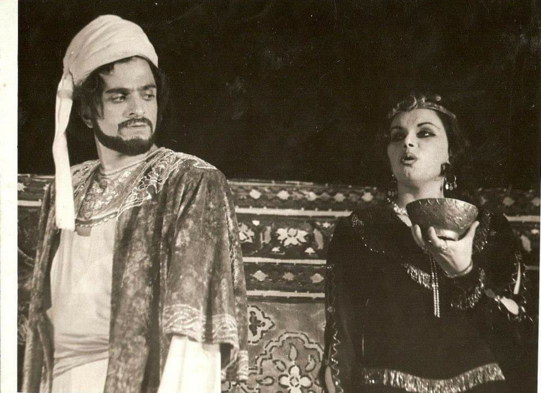 Фуад Поладов в образе Низами Гянджеви. Впервые актеры рассказали о резонансном спектакле – 45 лет назад на праздник Новруз (ФОТО)