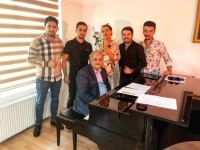 Основатель современной азербайджанской поп-музыки Вагиф Герайзаде отмечает юбилей (ФОТО)