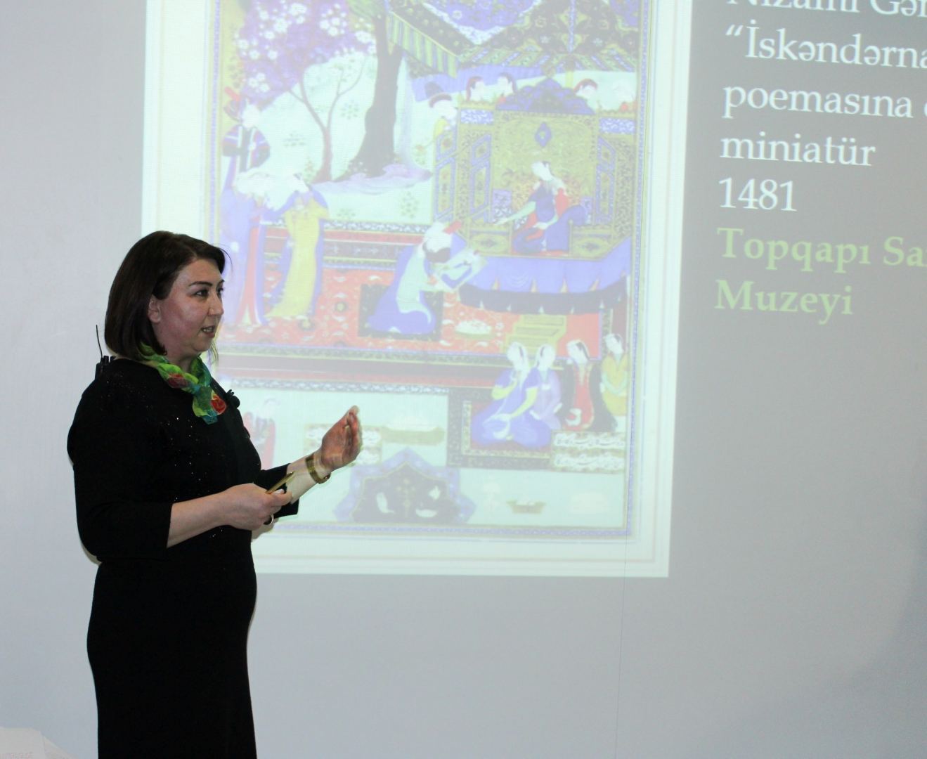 В Баку рассказали об искусстве и мастерах в творчестве Низами Гянджеви (ФОТО)